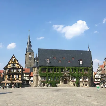 An Der Blasiikirche Apartment